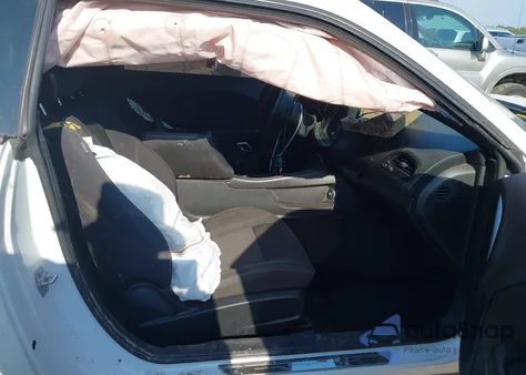 2018 Dodge Challenger Sxt z USA, uszkodzony, nr VIN 2C3CDZAG5JH288097